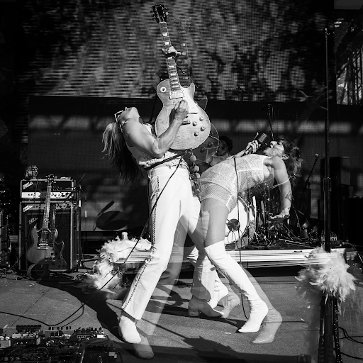 a-dive-into-current-seattle-music-scene